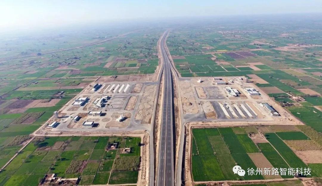 新路科技滑模機攻堅克難創(chuàng)佳績，中鐵二十局海外工程再獲好評！